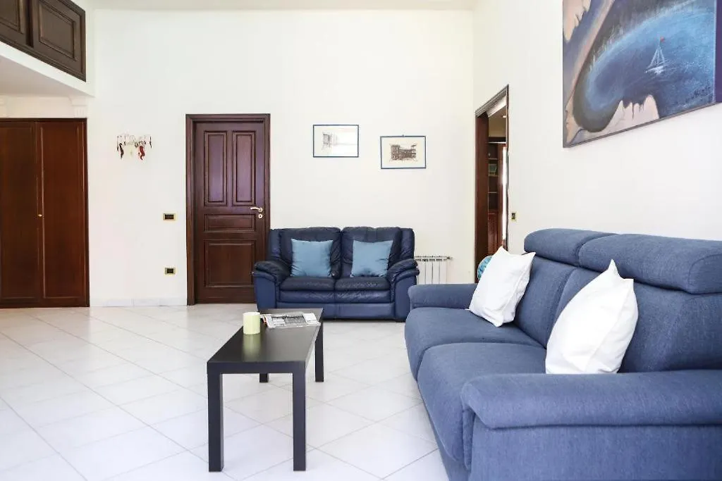 Cuorenapoletano Apartment Naples